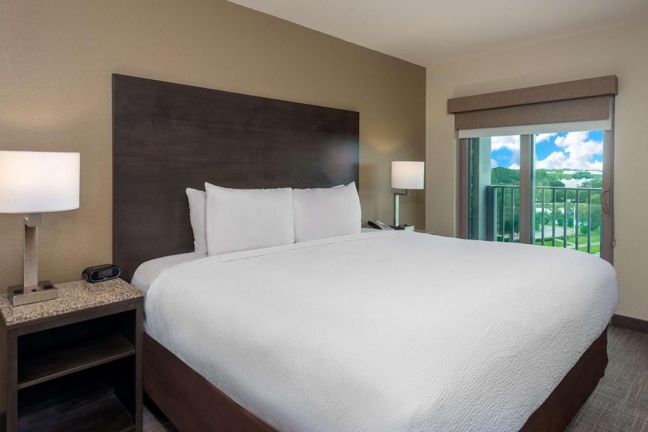Ameniti Bay - Best Western Signature Collection Fruitville Ngoại thất bức ảnh